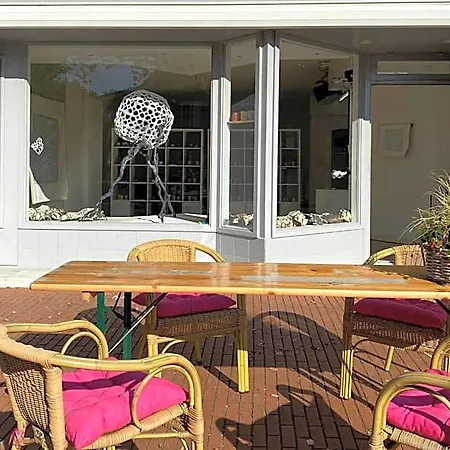 De Kunstpraktijk 4*