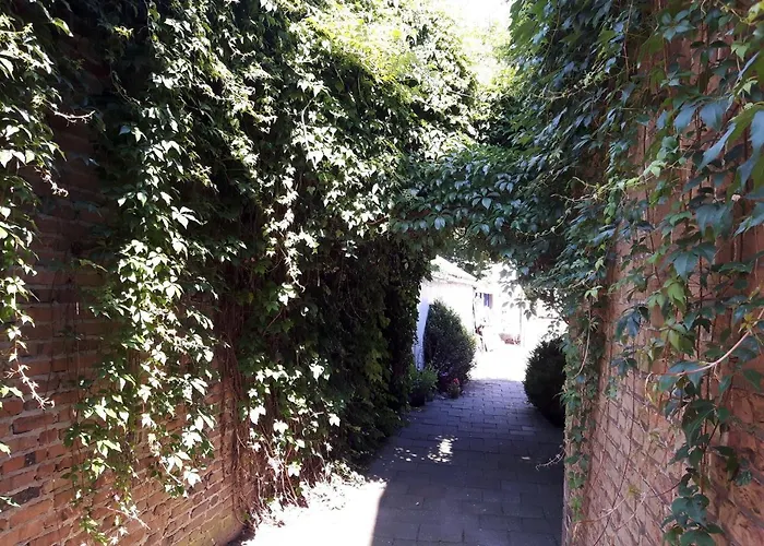 De Kunstpraktijk Bed & Breakfast 4*