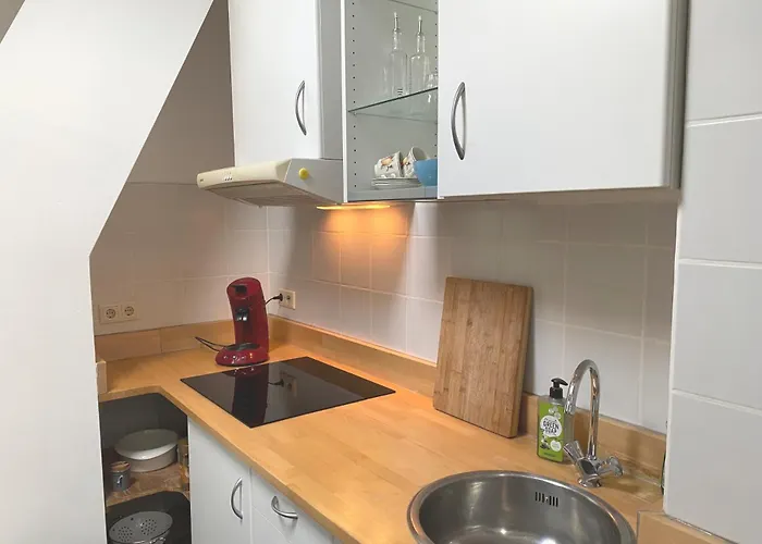 De Kunstpraktijk Bed & Breakfast 4*